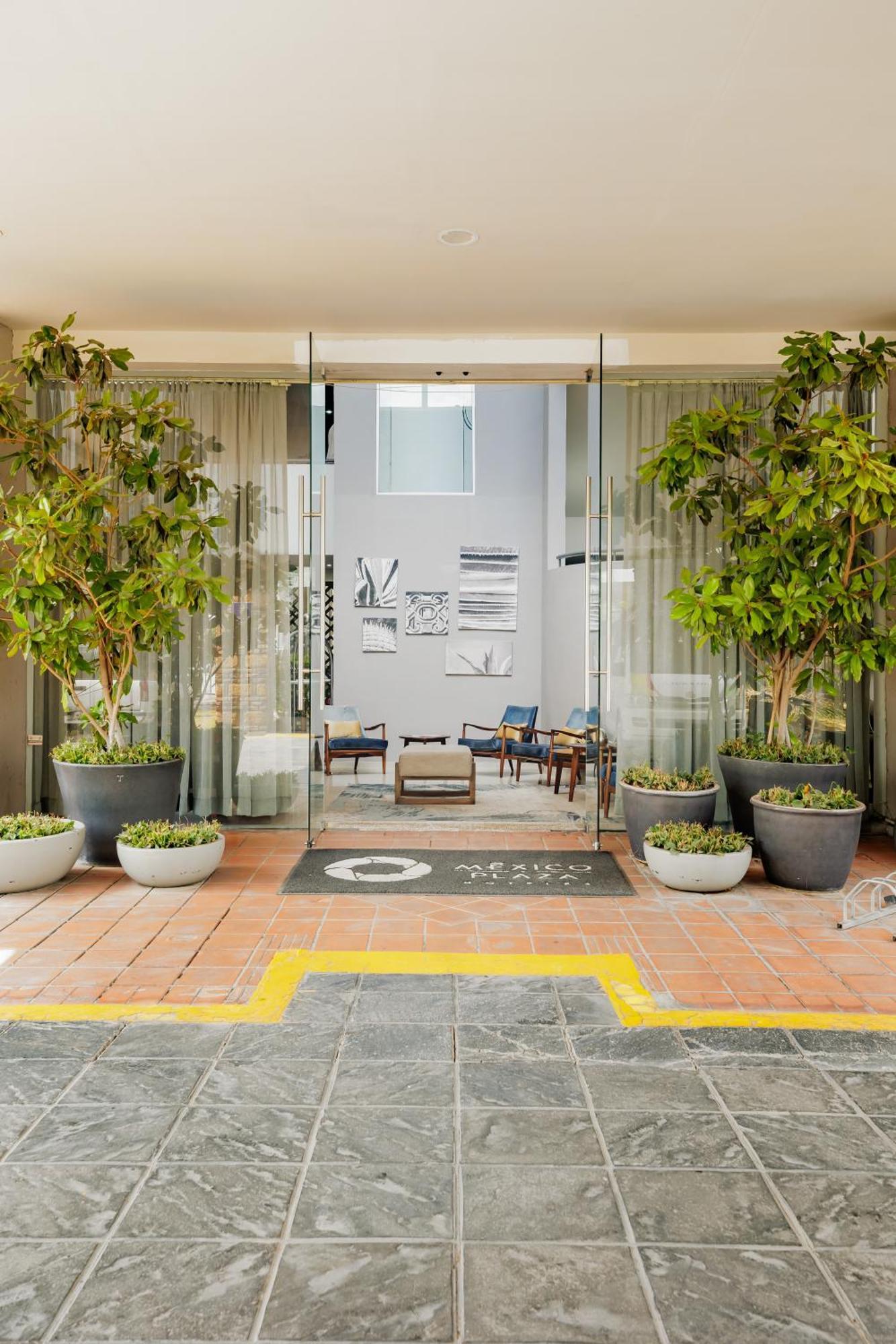 Hotel Suites Mexico Plaza Leon Campestre Buitenkant foto